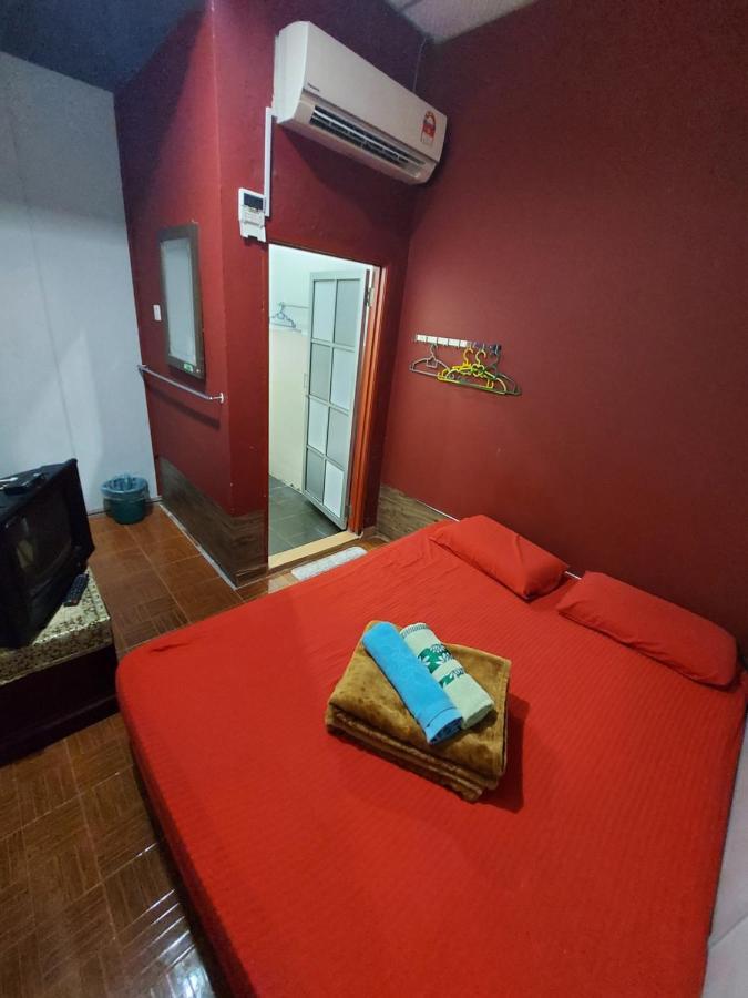 Nabil Nabila Motel Kuah Exterior foto